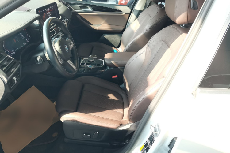 宝马iX3 2022款 改款 领先型中控内饰19