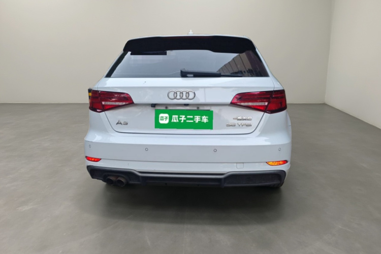 奥迪A3 2018款 30周年年型 Sportback 35 TFSI 运动型车身外观6