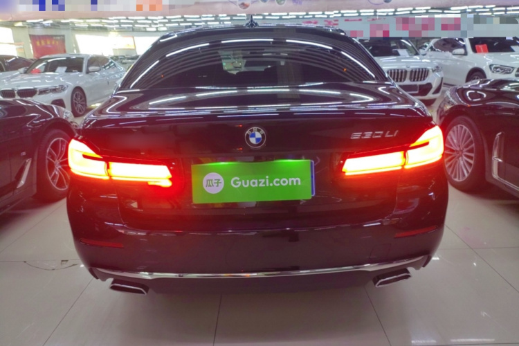 宝马5系 2023款 改款 530Li 领先型 豪华套装车身外观6