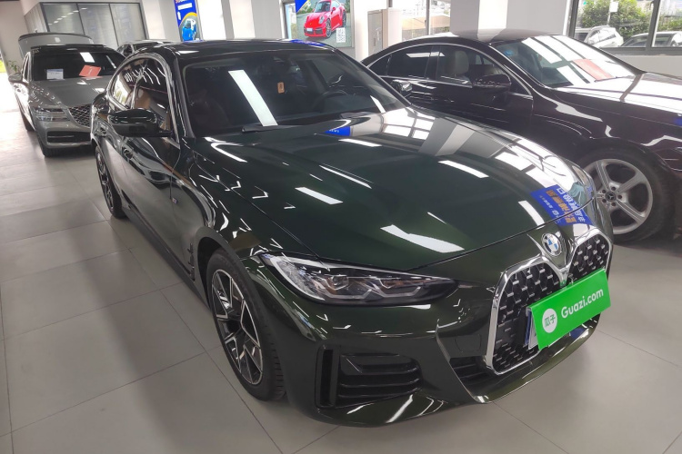 宝马4系 2022款 425i Gran Coupe M运动套装车身外观3