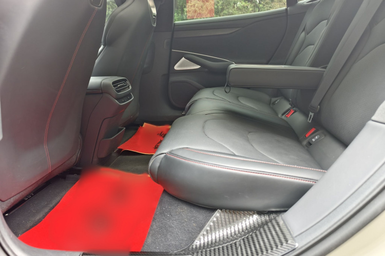 小米汽车 小米SU7 2024款 四驱超长续航高阶智驾Max版中控内饰7007