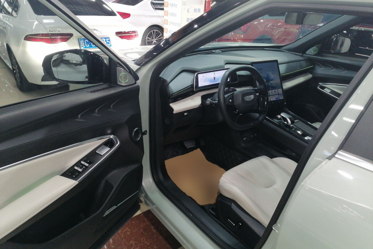 吉利汽车 2023款 博越COOL 1.5TD 智尊型中控内饰20