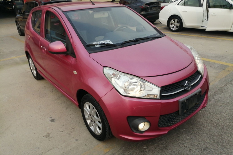 铃木 奥拓 2013款 1.0L 自动豪华型车身外观6002