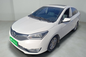 海马M3 2017款 1.5L CVT豪华型