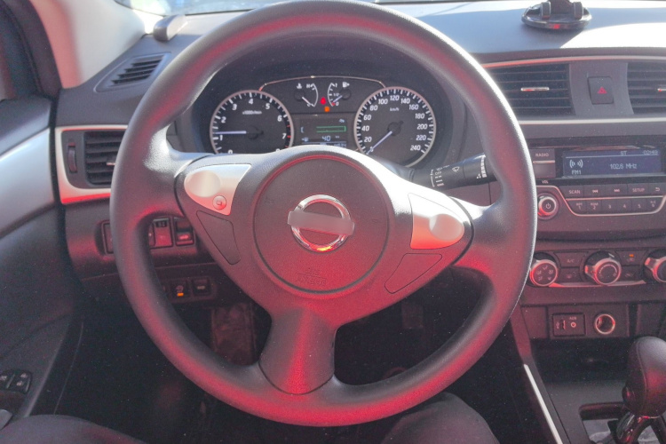 日产 轩逸 2021款 经典 1.6XE CVT舒适版局部细节13