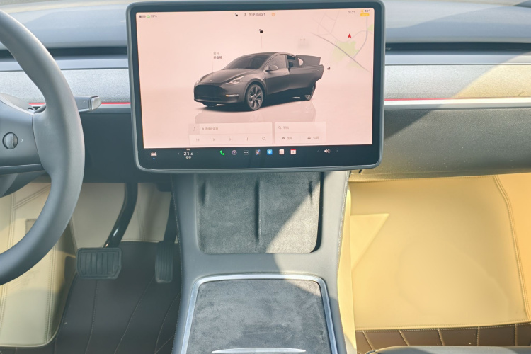 特斯拉 Model Y 2023款 后轮驱动版中控内饰7009