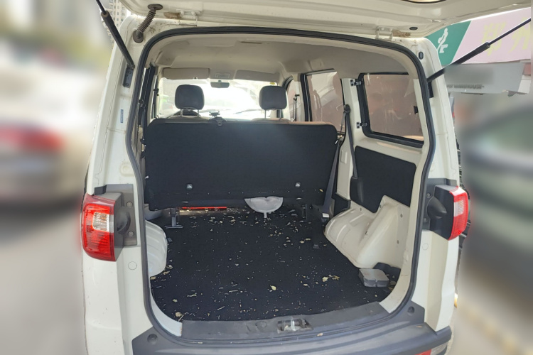 长安凯程 2021款 1.5L欧诺S智享版非空调客车JL473QG局部细节23