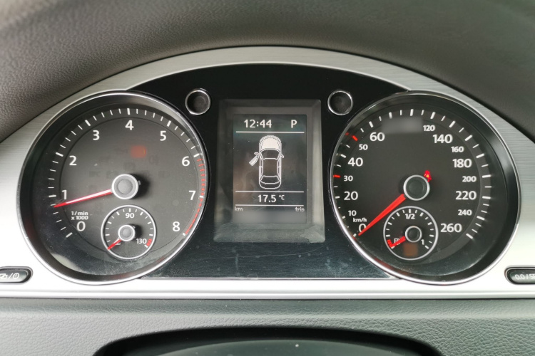 大众 迈腾 2015款 1.8TSI 领先型局部细节14