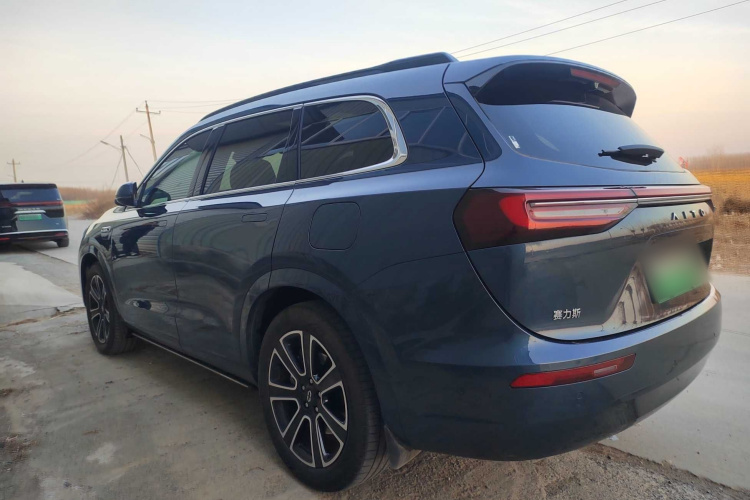 鸿蒙智行 问界M7 2024款 1.5T 智驾后驱Ultra版 5座车身外观6004