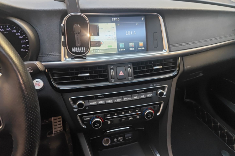 起亚K5 2016款 2.0T 自动PRM局部细节16