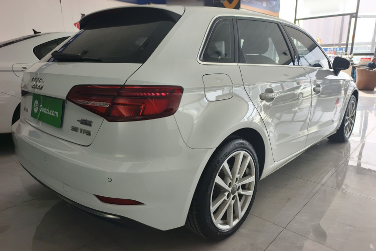 奥迪A3 2019款 Sportback 35 TFSI 进取型 国VI车身外观6005