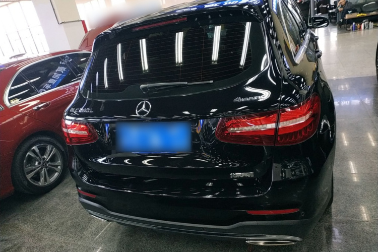 奔驰GLC 2019款 GLC 260 L 4MATIC 豪华型车身外观6