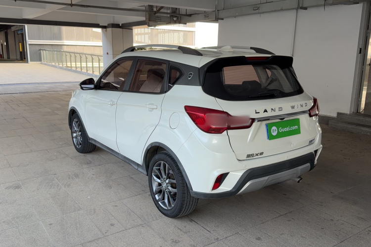 陆风X2 2017款 1.6L 手动铂锐版车身外观6006