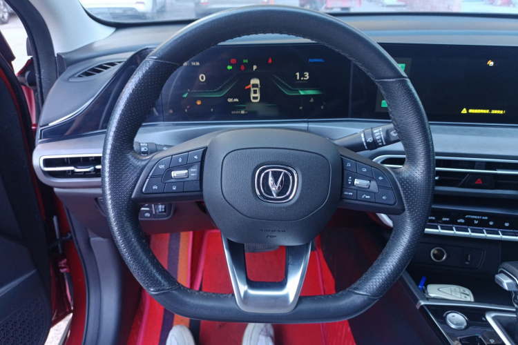 长安 逸动 2021款 PLUS 蓝鲸NE 1.4T GDI DCT旗舰型局部细节13