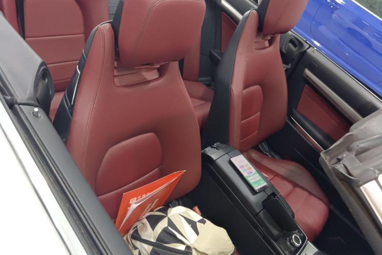 奔驰E级(进口) 2014款 E 260 敞篷轿跑车局部细节41