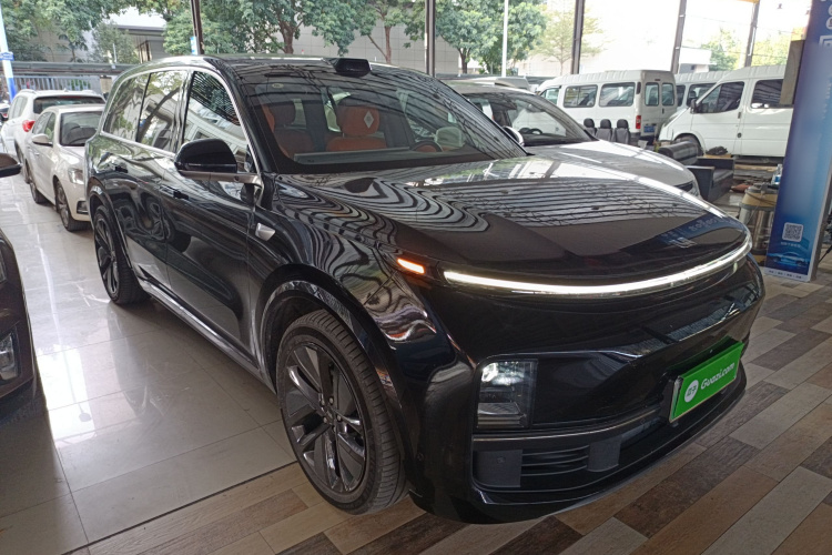 理想汽车 理想L9 2022款 Max车身外观3