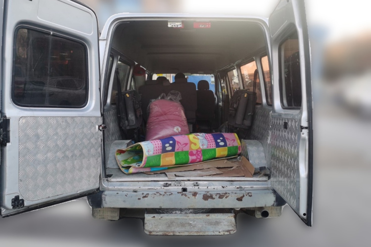 江铃 特顺 2019款 2.8T商运型长轴中顶6座后单胎国VI JX493中控内饰23