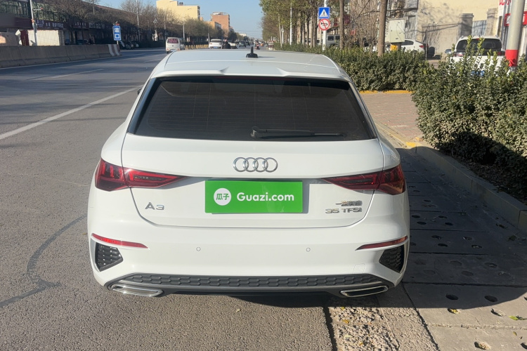 奥迪A3 2024款 Sportback 35 TFSI 时尚运动型车身外观6004