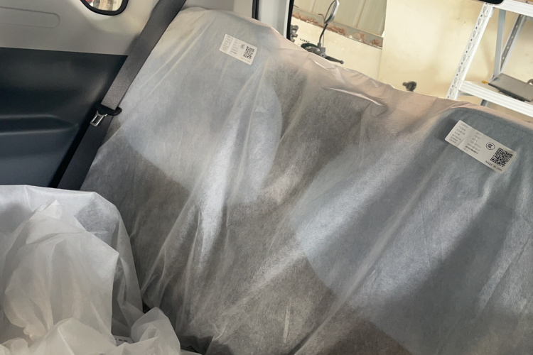 吉利银河 2024款 熊猫mini 200km 耐力熊中控内饰7003