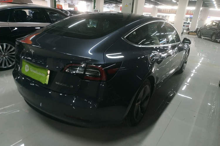特斯拉 Model 3 2020款 标准续航后驱升级版车身外观7