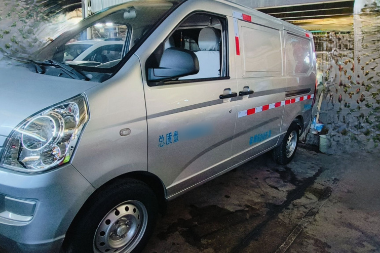 五菱汽车 五菱荣光 2015款 1.2L S 基本型CNG车身外观6003