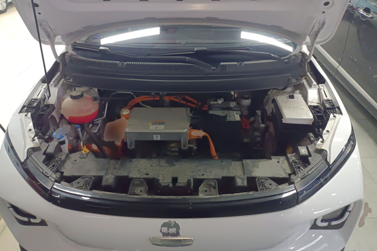 吉利几何E萤火虫 2024款 401km 星光机舱底盘24