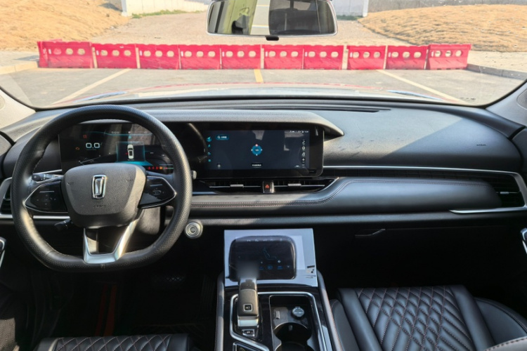 奔腾T99 2020款 20TD 自动尊享型中控内饰7001