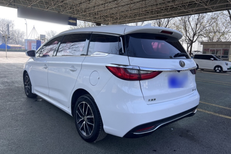 比亚迪 宋MAX 2017款 1.5T 自动智联精英型 7座车身外观6007