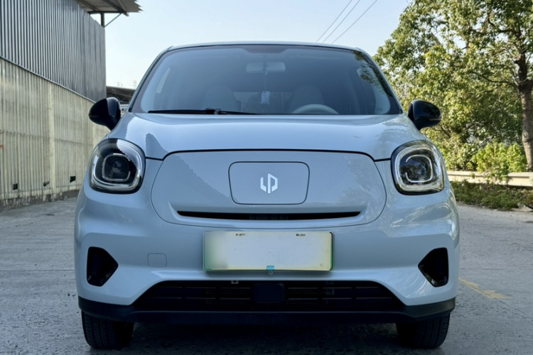 零跑汽车 零跑T03 2023款 403轻享版车身外观6014