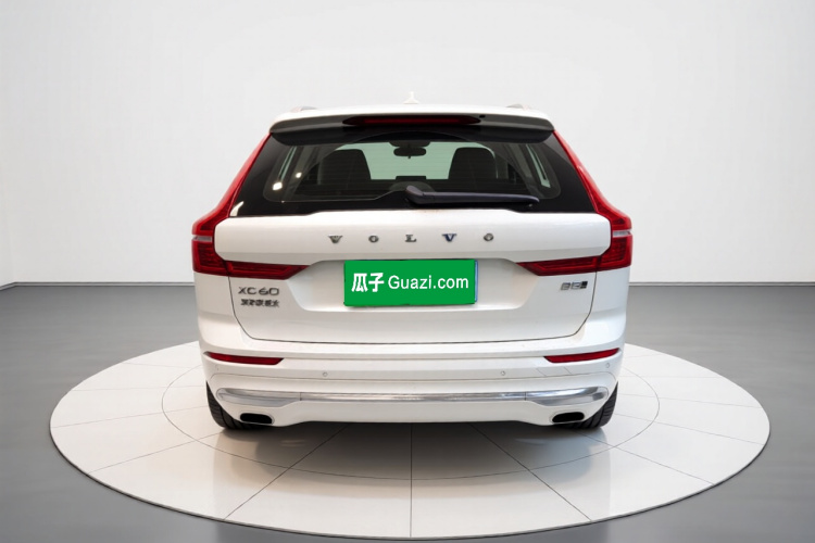 沃尔沃XC60 2022款 B5 四驱智逸豪华版车身外观6
