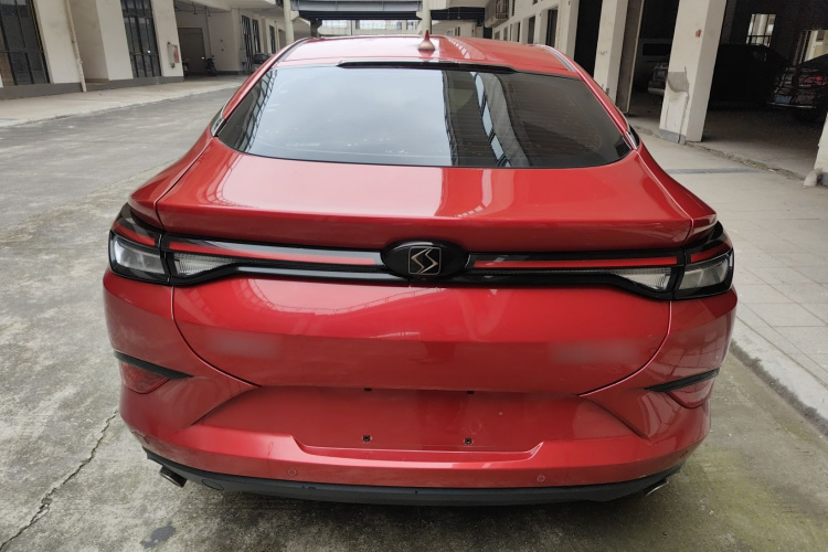 思皓A5 2021款 1.5T CVT尊贵智联型车身外观6