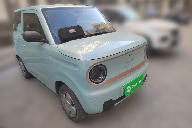 吉利银河 2024款 熊猫mini 200km 龙腾版车身外观3