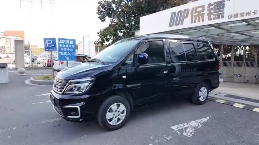 东风风行 菱智 2022款 M5 1.6L 实用型 5座实拍1