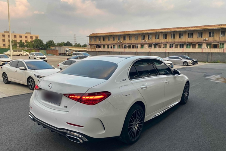 奔驰C级 2024款 改款 C 260 L 运动版车身外观6005