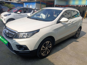 北京汽车 绅宝X55 2016款 1.5T CVT精英版