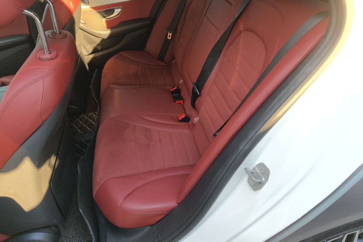 奔驰C级 2021款 C 260 星耀臻藏版中控内饰21