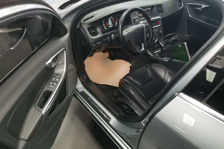 沃尔沃V60 2014款 T5 智雅版中控内饰7003
