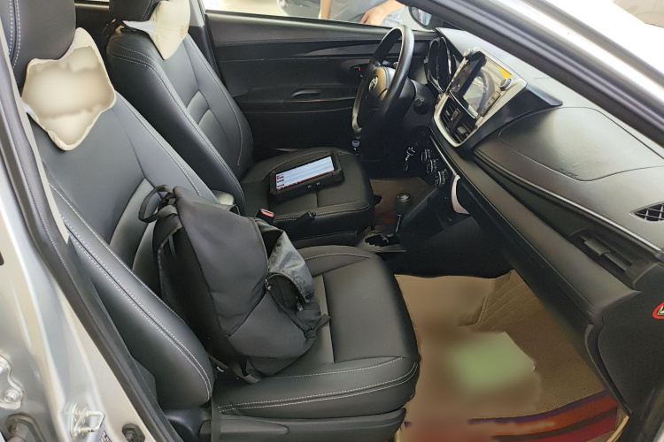 丰田 YARiS L 致享 2017款 1.5E CVT魅动版中控内饰41