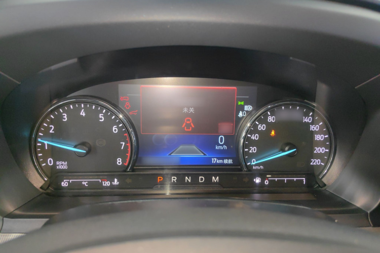 福特 探险者 2020款 EcoBoost 285 四驱风尚版 7座局部细节14