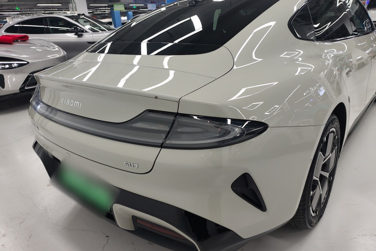 小米汽车 小米SU7 2024款 后驱长续航智驾版车身外观6