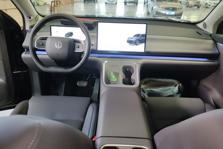 零跑汽车 零跑C16 2026款 纯电 630激光雷达智尊版 6座中控内饰7002