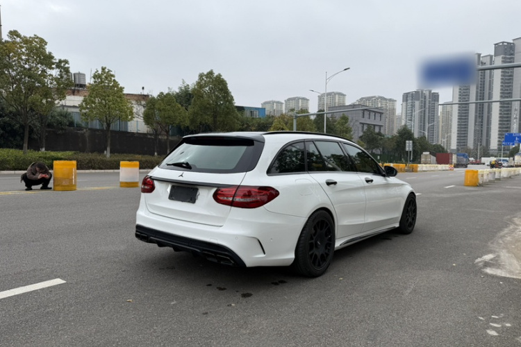 奔驰C级(进口) 2018款 C 200 旅行轿车车身外观6010