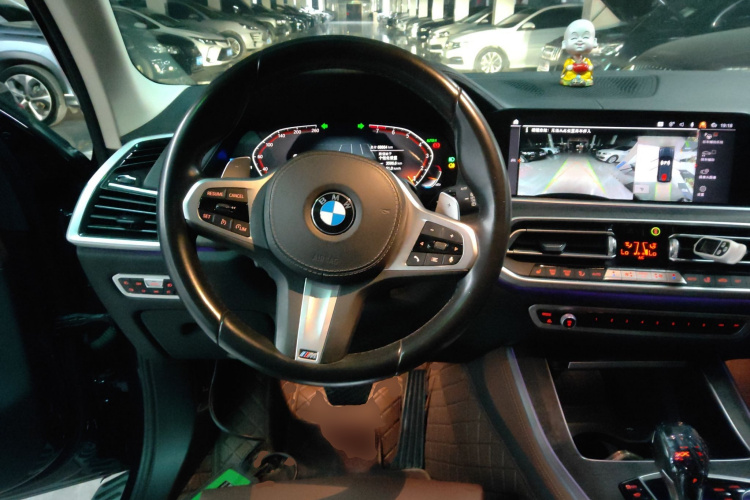 宝马X5(进口) 2021款 xDrive40i M运动套装中控内饰13