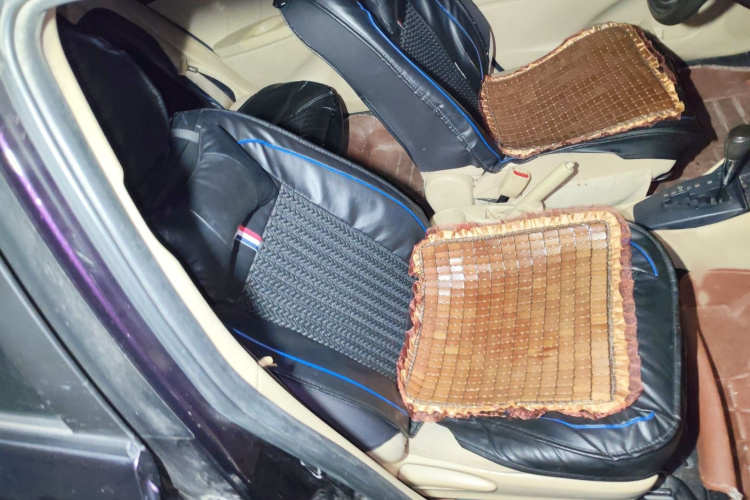 丰田 威驰 2014款 1.5L 自动智臻版局部细节41