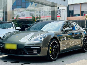 保时捷 Panamera新能源 2023款 改款 Panamera 4 E-Hybrid 铂金版 2.9T