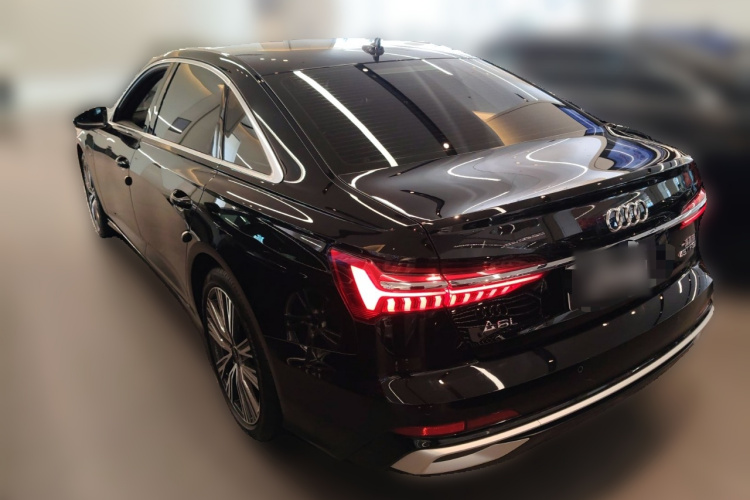 奥迪A6L 2022款 40 TFSI 豪华动感型车身外观5