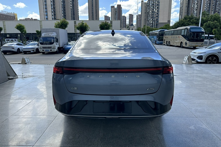 小鹏P5 2021款 460G+车身外观6004