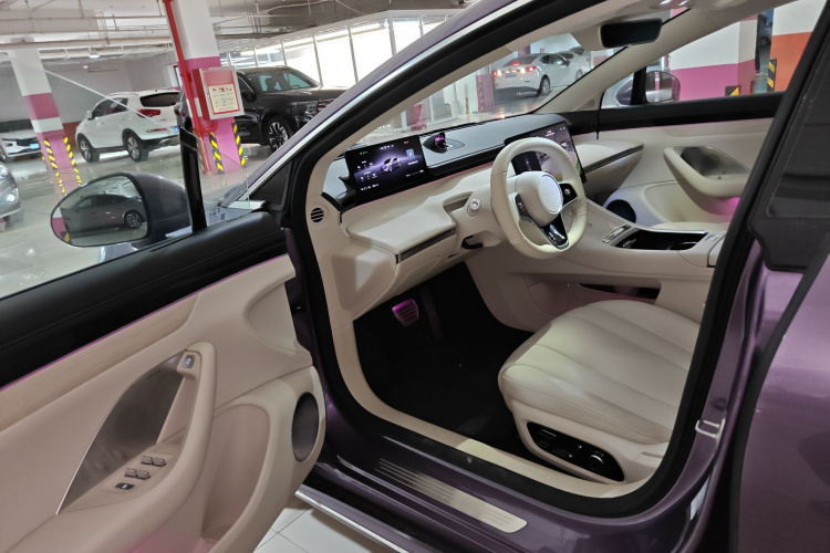 鸿蒙智行 智界S7 2025款 705km Pro中控内饰20