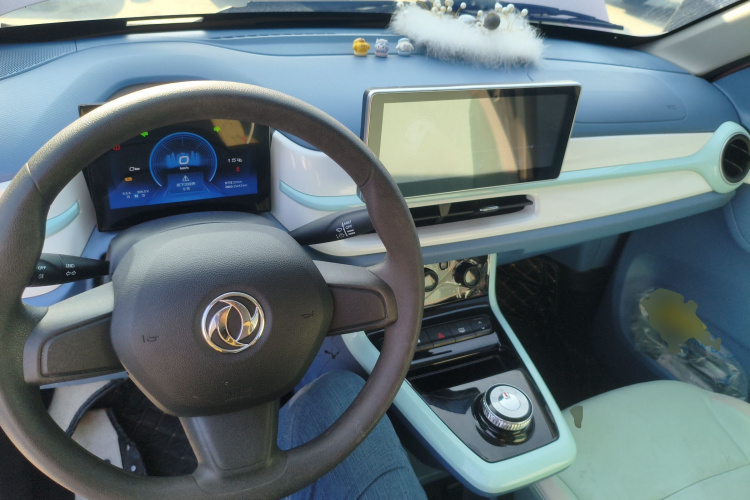 东风纳米EX1 2023款 PRO 轻风版闪电型中控内饰7002