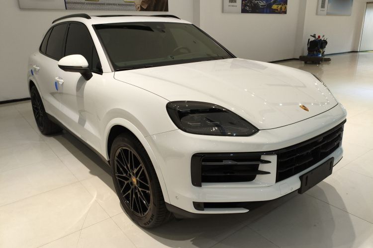 保时捷 2024款 Cayenne 3.0T车身外观6002